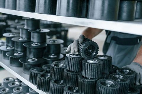 Industrial Spare Parts Procurement Explained: Sourcing Strategies, Component Types, Supplier Networks, Procurement Technologies and Industrial Applications