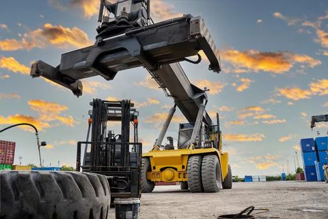 High Lift Wheel Loader Explained: Applications, Features & Heavy Material Handling Uses